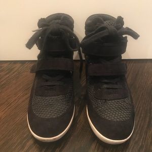 Madden girl sneaker wedge - size 6.5